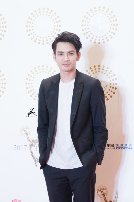 1+2+3的第一张照片--山东认干亲服务网