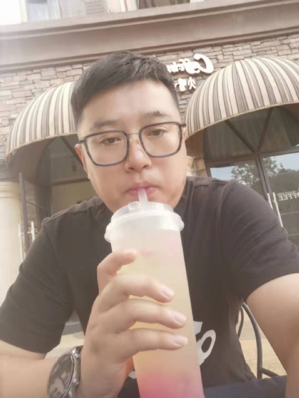 半旧情怀的第一张照片--山东认干亲服务网