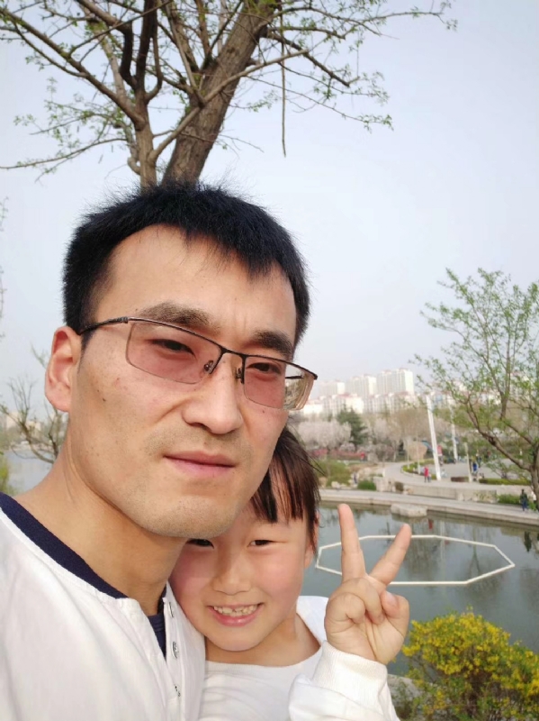 简单的幸福的第二张照片--山东认干亲服务网