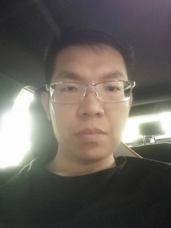 小黑包的第一张照片--山东认干亲服务网