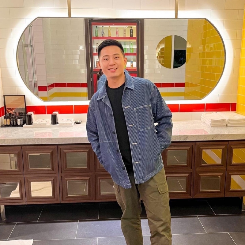 孤獨的男人的第二张照片--山东认干亲服务网