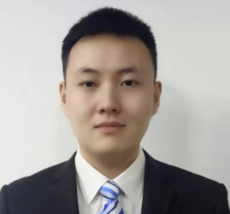 英俊潇洒的第一张照片--山东认干亲服务网