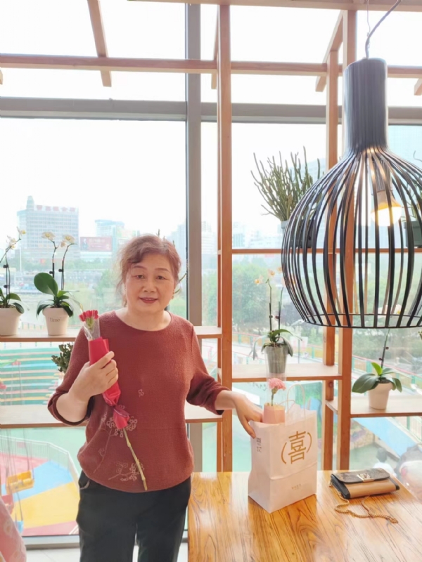 静香的第一张照片--山东认干亲服务网