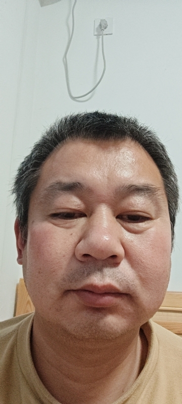 龙万的第一张照片--山东认干亲服务网