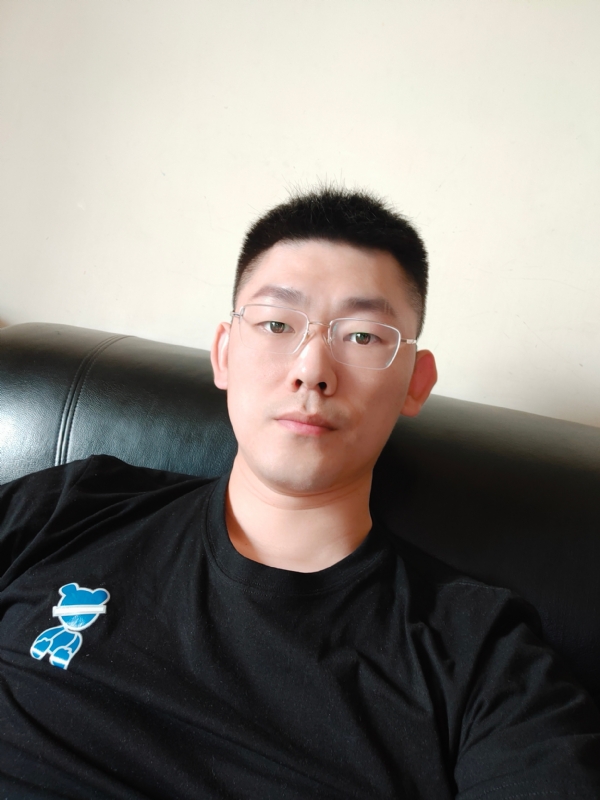 醒了的第一张照片--山东认干亲服务网