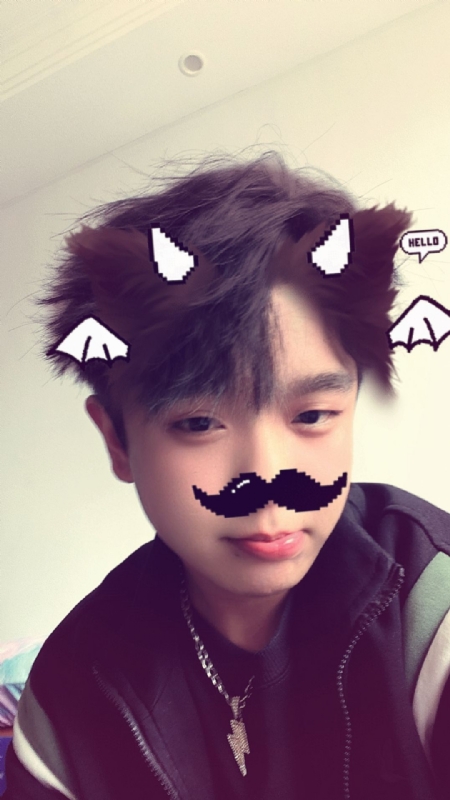 張翰的第一张照片--山东认干亲服务网